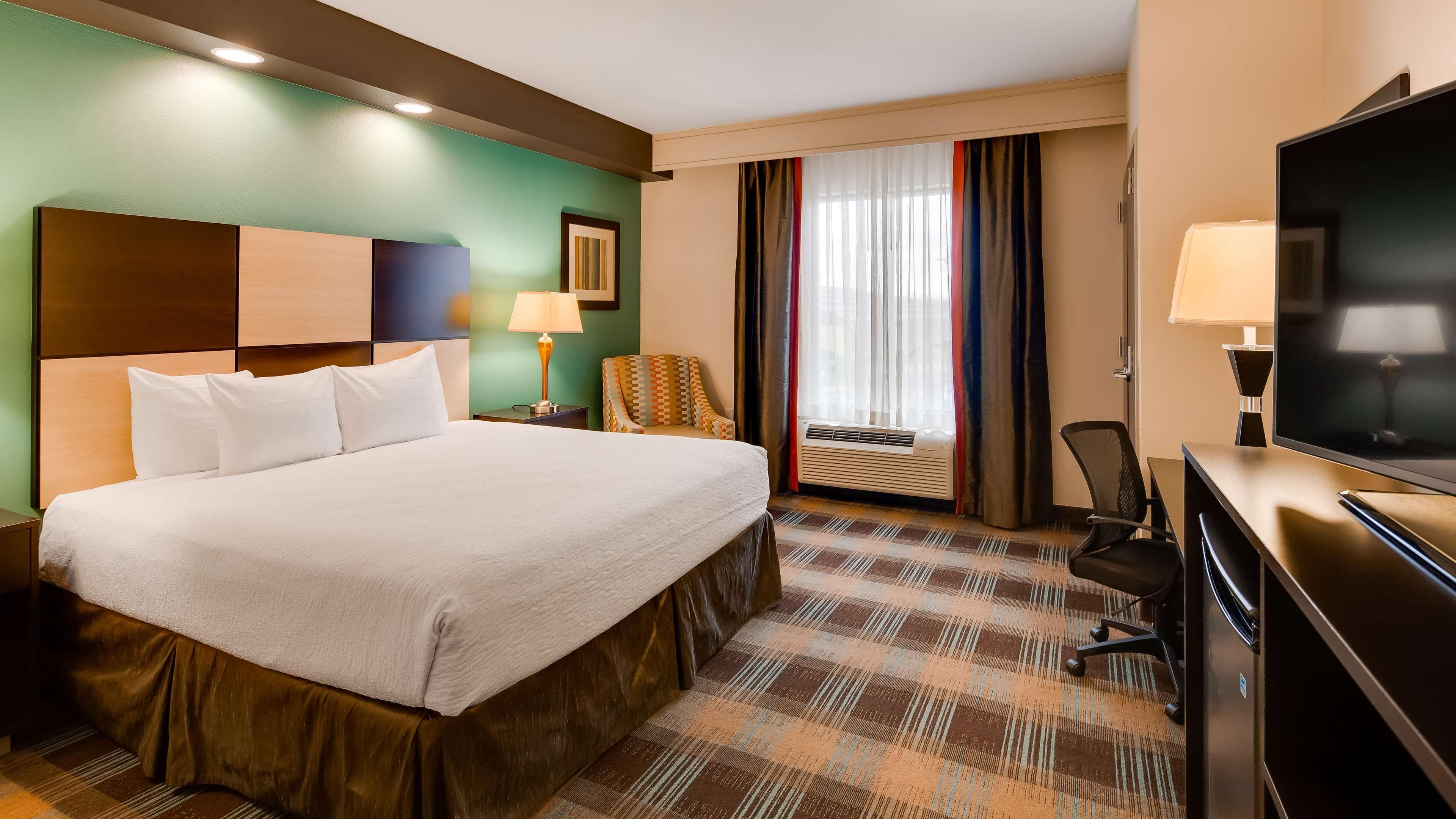 Best Western Plus Atrium Inn & Suites Clarksville Exteriör bild